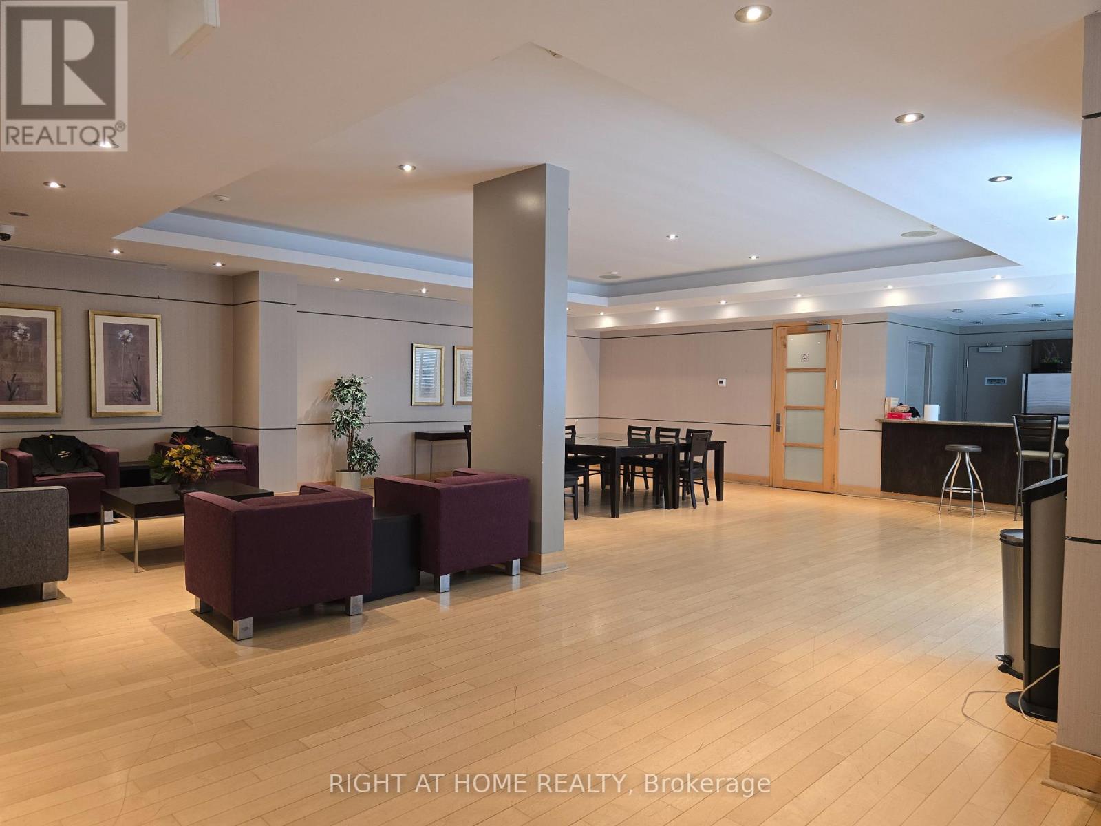 622 - 48 Suncrest Boulevard, Markham (Commerce Valley), Ontario  L3T 7Y5 - Photo 23 - N12269376