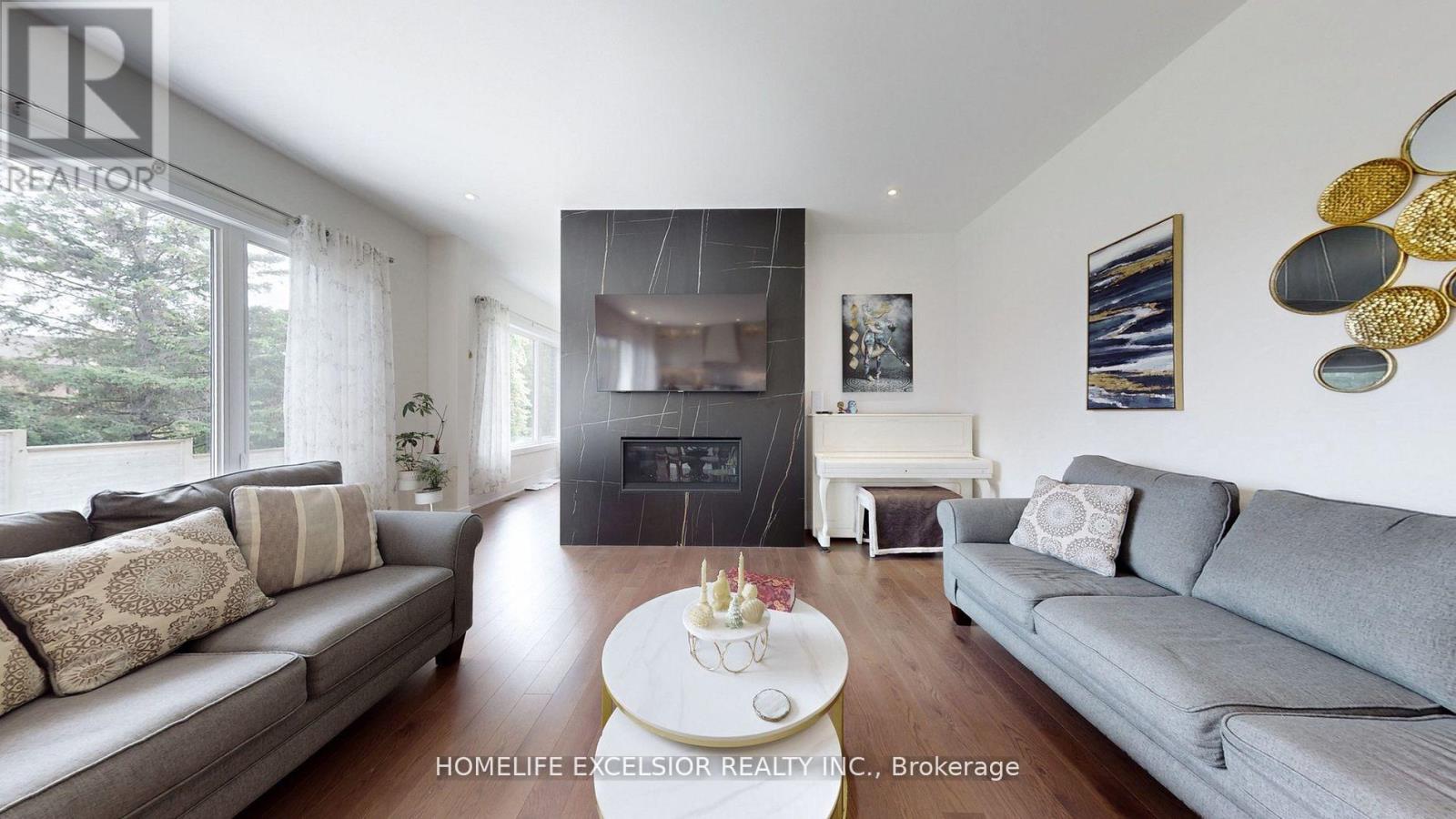 24 Limerick Street, Richmond Hill (Oak Ridges Lake Wilcox), Ontario  L4E 3W9 - Photo 12 - N12269380