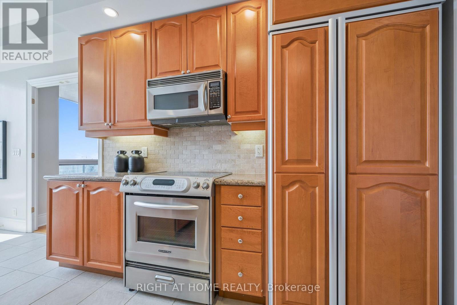 1831 - 33 Cox Boulevard, Markham, Ontario  L3R 8A6 - Photo 15 - N12269390