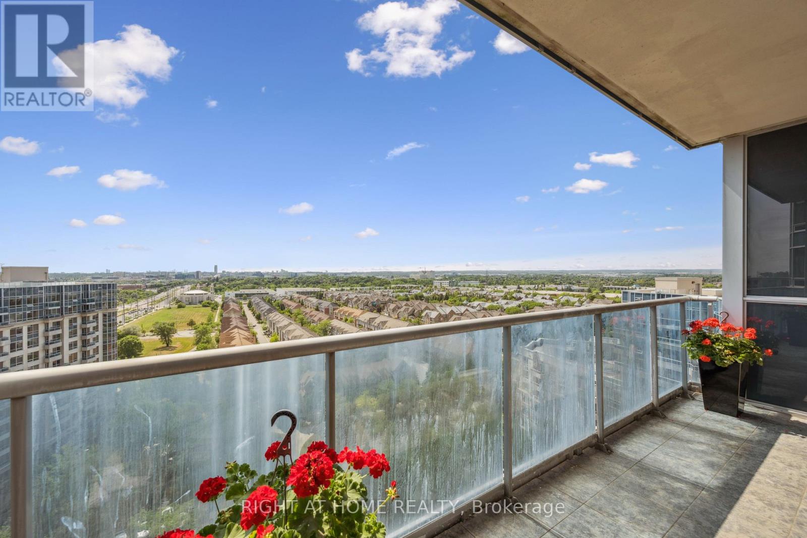1831 - 33 Cox Boulevard, Markham, Ontario  L3R 8A6 - Photo 34 - N12269390