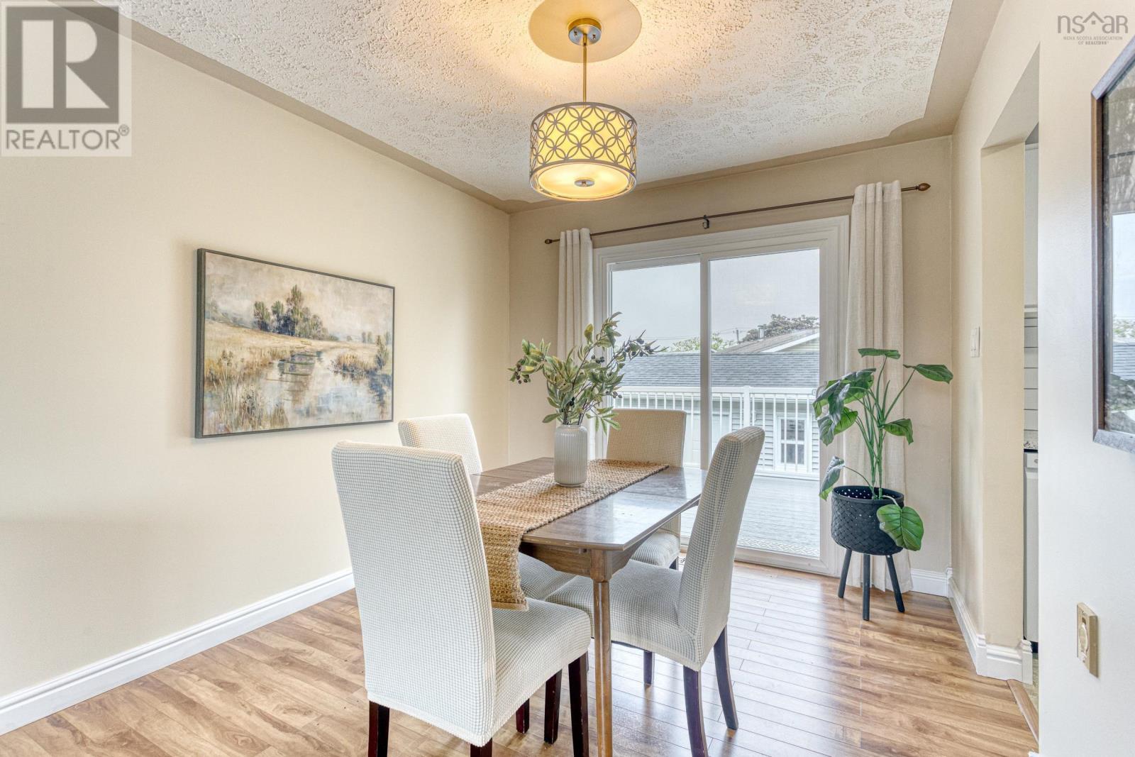 Property at 1 Pernix Court image 3