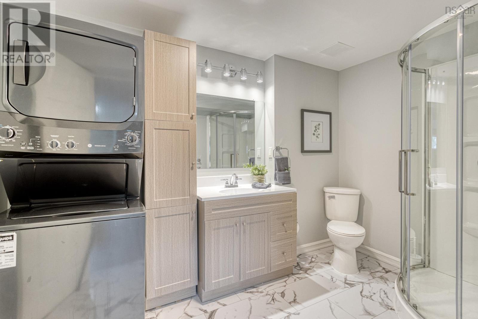 Property at 1 Pernix Court image 4