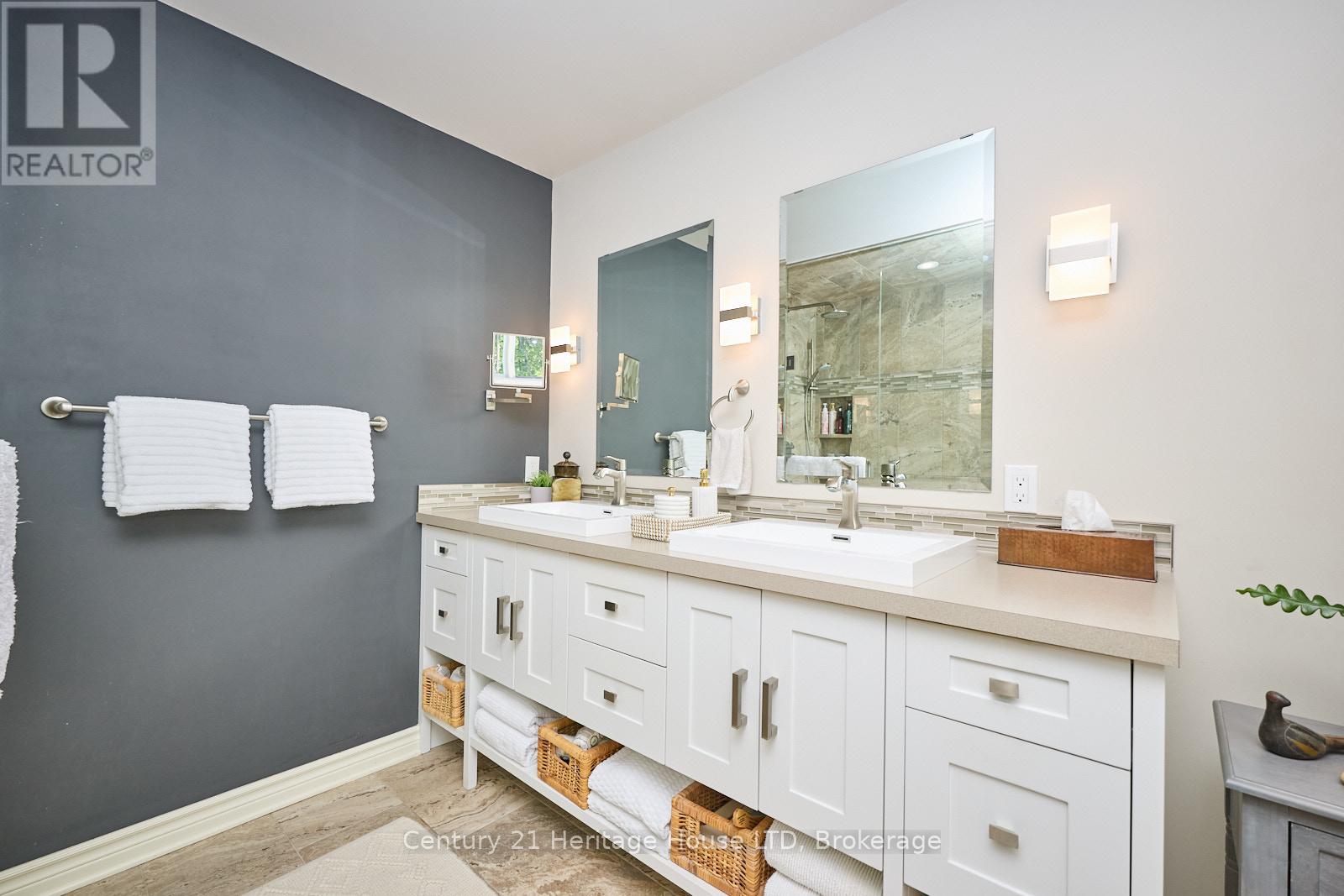 14 Tulip Tree Common, St. Catharines, Ontario  L2S 4C8 - Photo 25 - X12269450