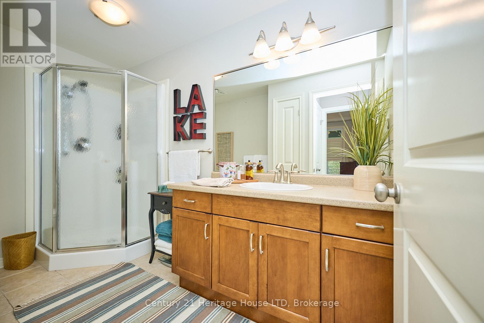 14 Tulip Tree Common, St. Catharines, Ontario  L2S 4C8 - Photo 35 - X12269450
