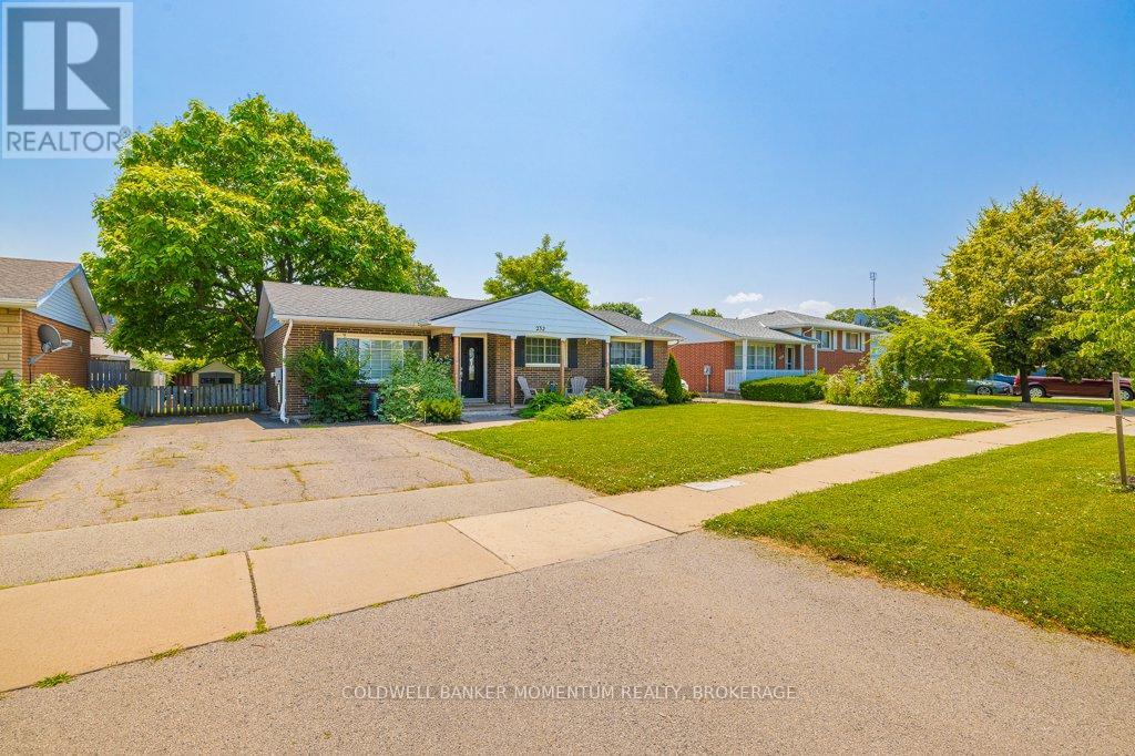 Property at 232 LAKESHORE ROAD image 3