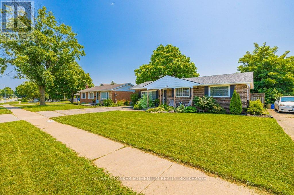 Property at 232 LAKESHORE ROAD image 5