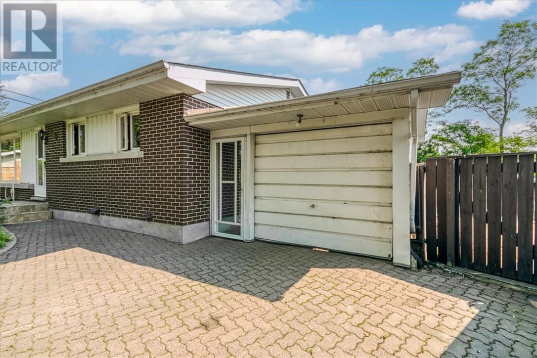 Property at 990 Delwood Court image 3