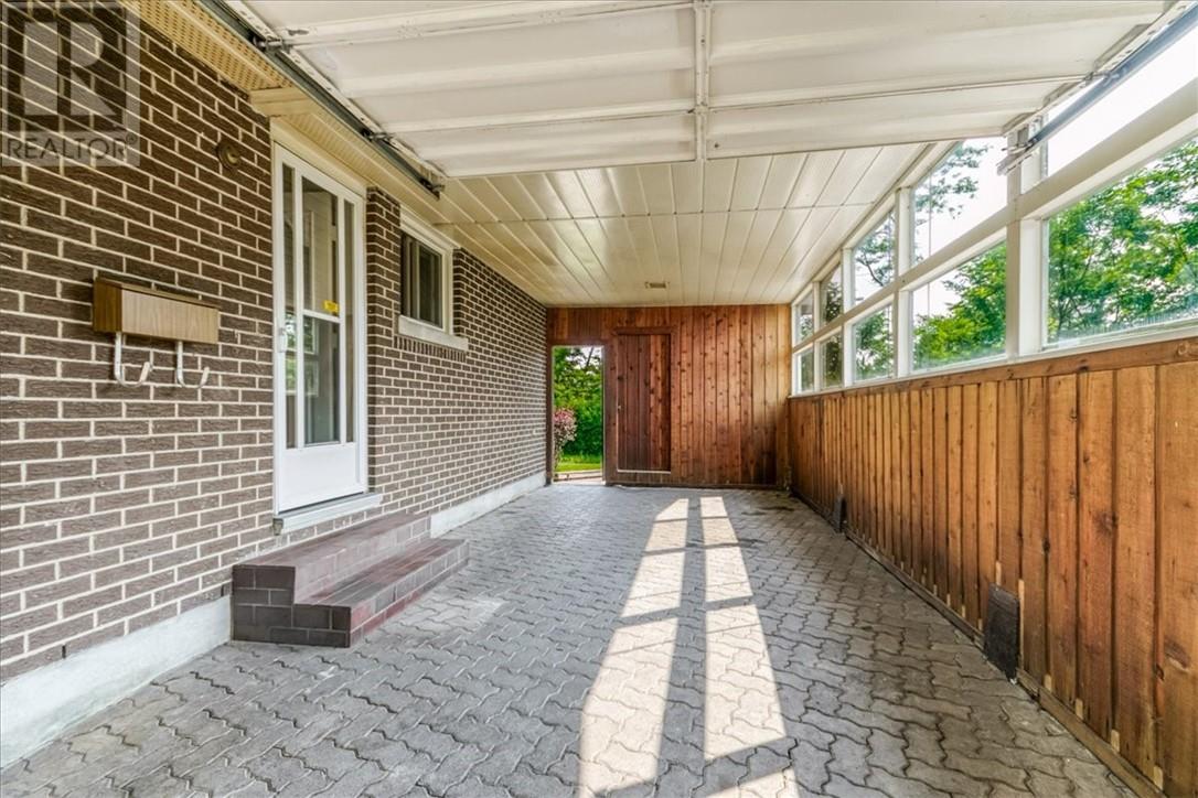 Property at 990 Delwood Court image 4