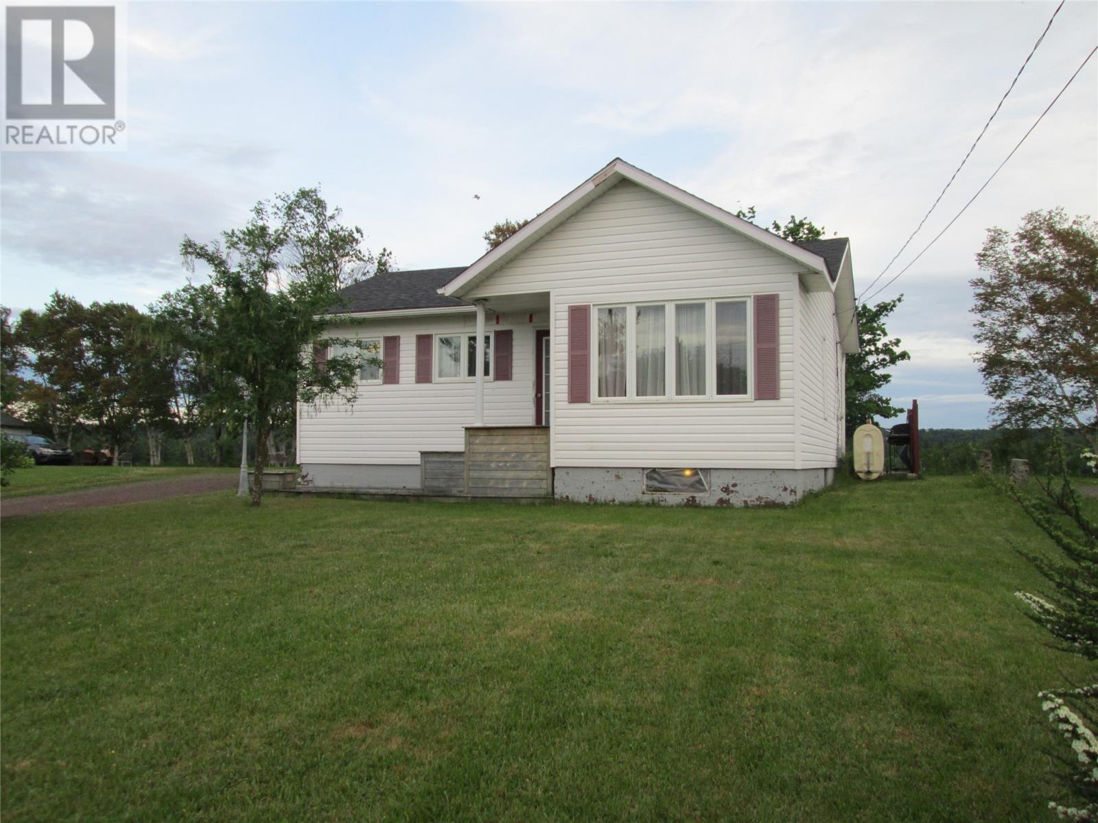 561 Main Street, Bishop's Falls, Newfoundland & Labrador  A0H 1C0 - Photo 3 - 1287547