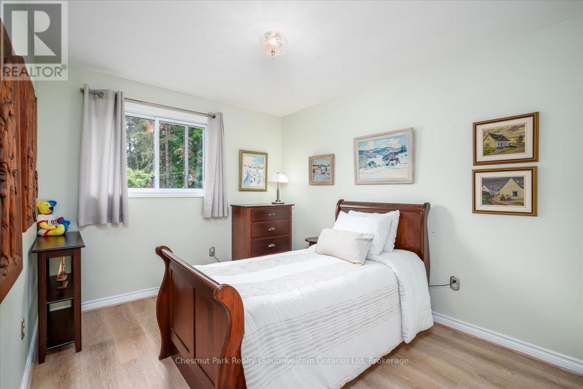 31 Sunset Street, East Gwillimbury, Ontario  L9N 1H1 - Photo 26 - N12178655