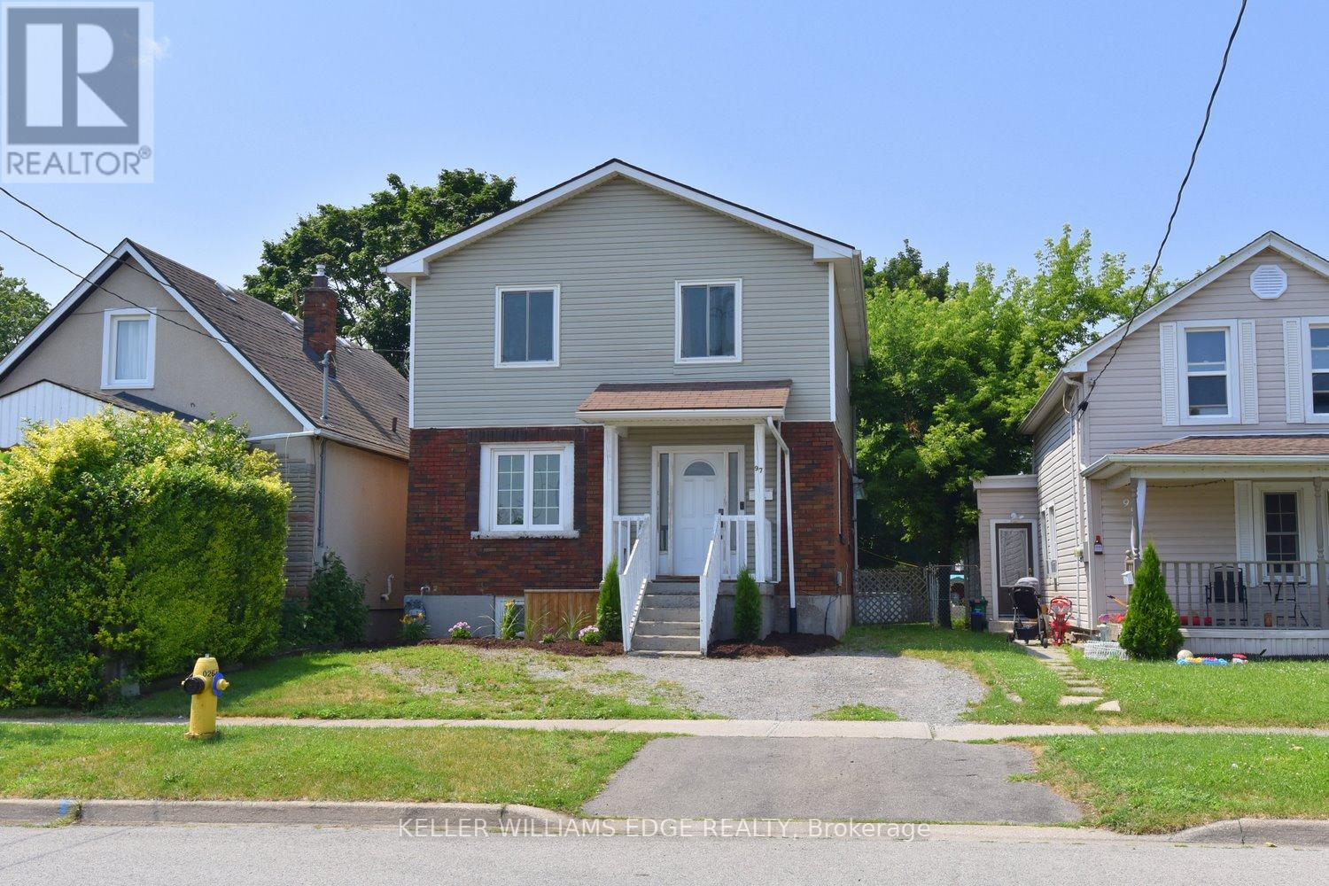 97 Page Street, St. Catharines, Ontario  L2R 4A8 - Photo 2 - X12269459