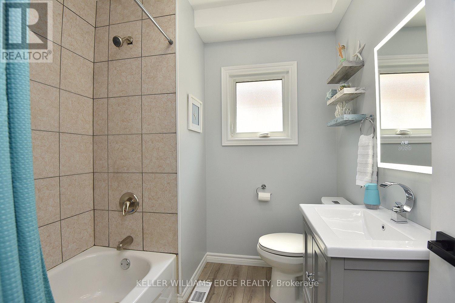97 Page Street, St. Catharines, Ontario  L2R 4A8 - Photo 29 - X12269459