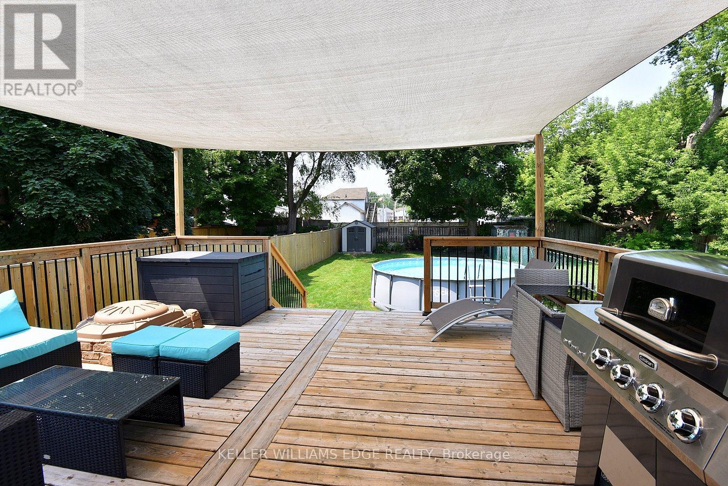 97 Page Street, St. Catharines, Ontario  L2R 4A8 - Photo 33 - X12269459