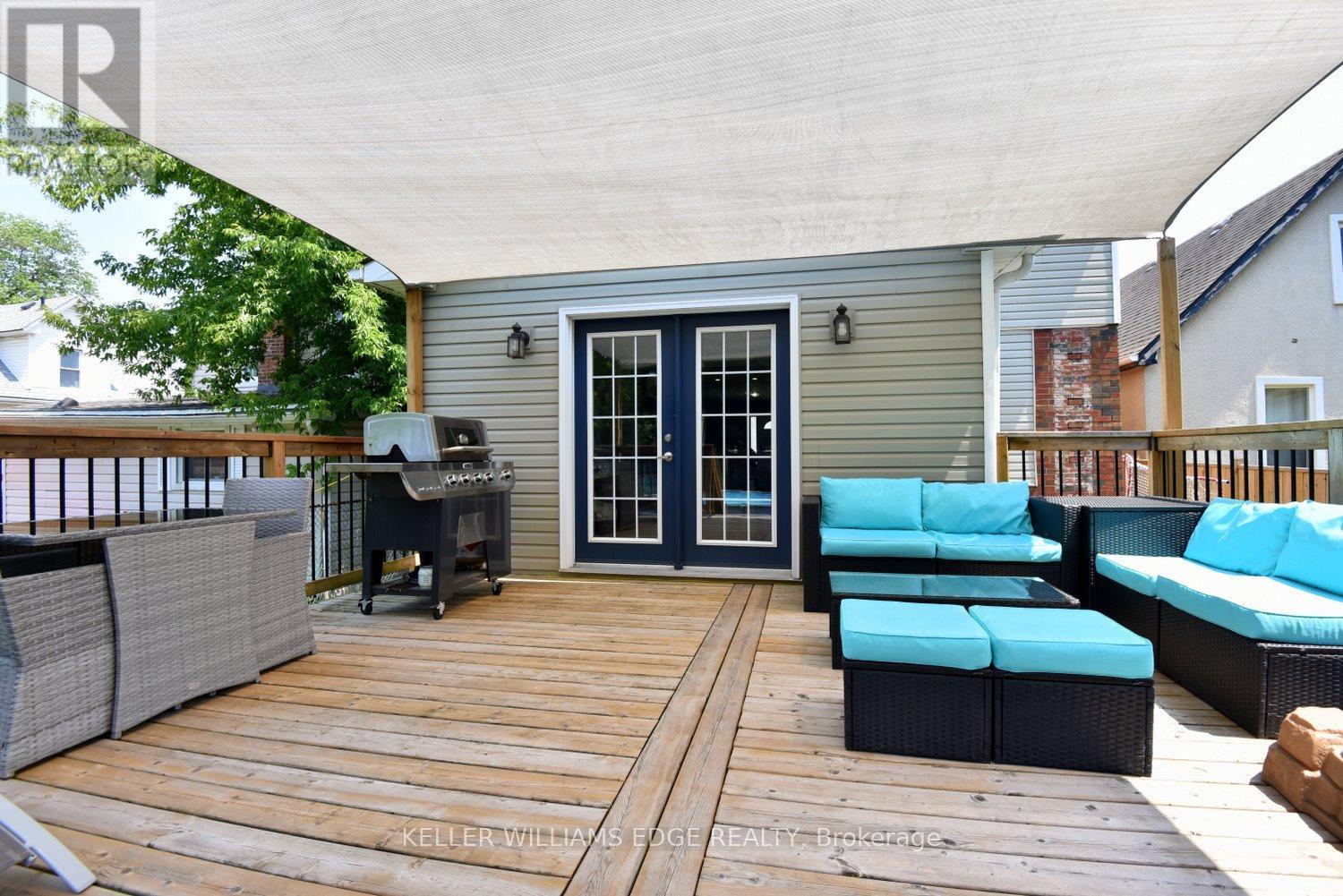 97 Page Street, St. Catharines, Ontario  L2R 4A8 - Photo 34 - X12269459