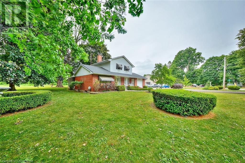 Property at 646 ALDER Street W image 2
