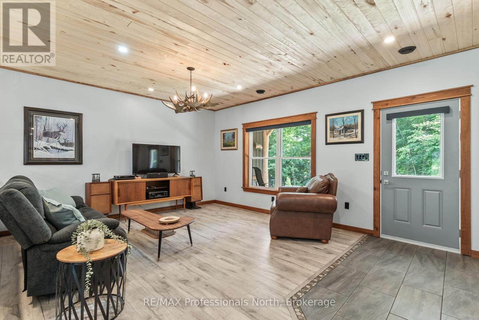 2430 Hadlington Road, Highlands East (Monmouth), Ontario  K0L 3C0 - Photo 5 - X12269487