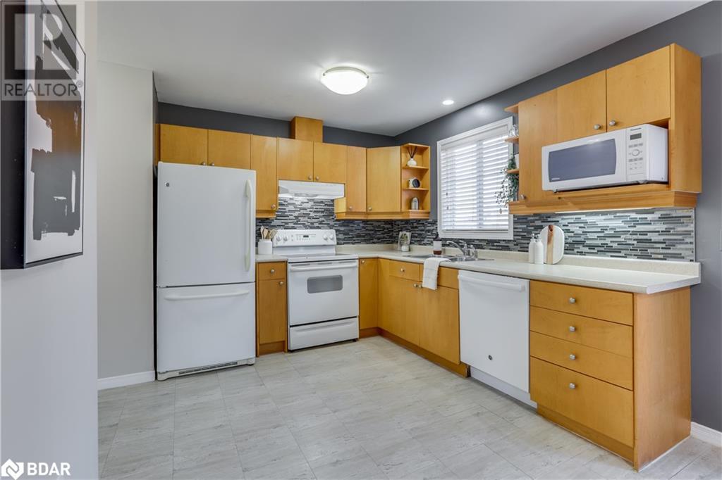 Photo 12 of 37 for 1535 Trossacks Avenue Unit# 54