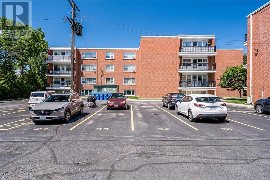 2052 Courtland Drive Unit# 403, Burlington, Ontario  L7R 1R8 - Photo 27 - 40741092