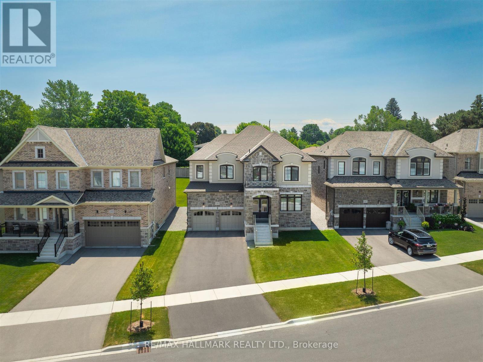Property at 195 DANNY WHEELER BOULEVARD image 3