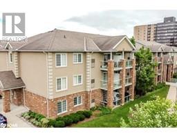 39 COULTER Street Unit# 14, Barrie, Ontario