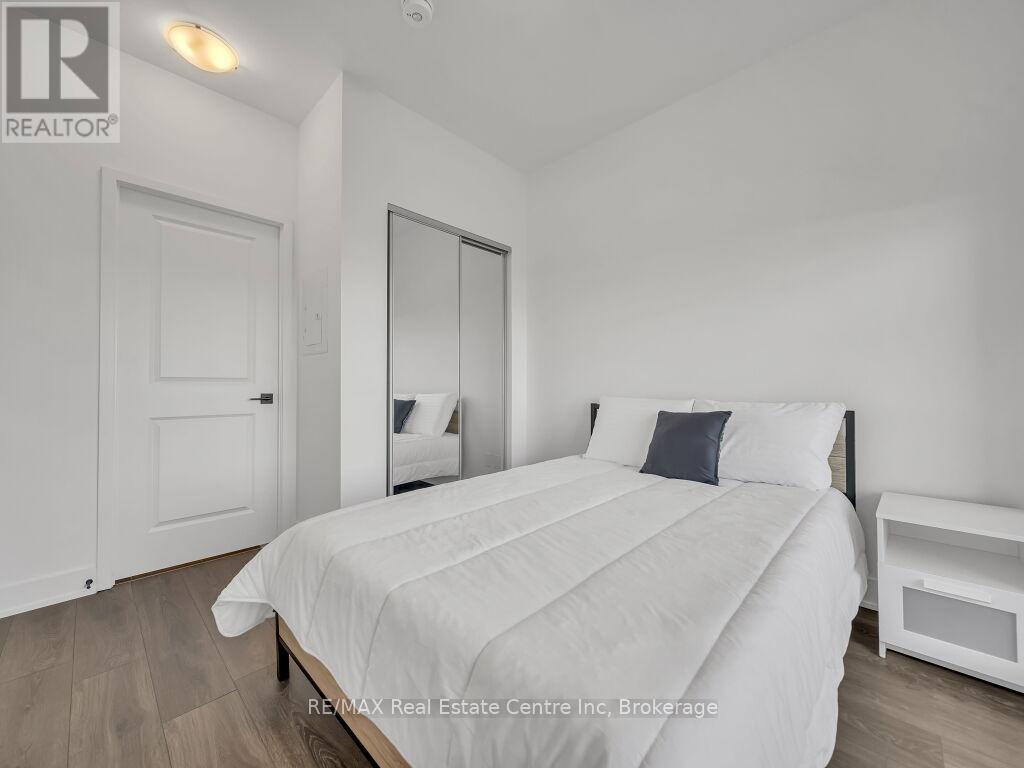 427 - 2485 Taunton Road, Oakville, Ontario L6H 3R8 - Photo 27 - W12269554