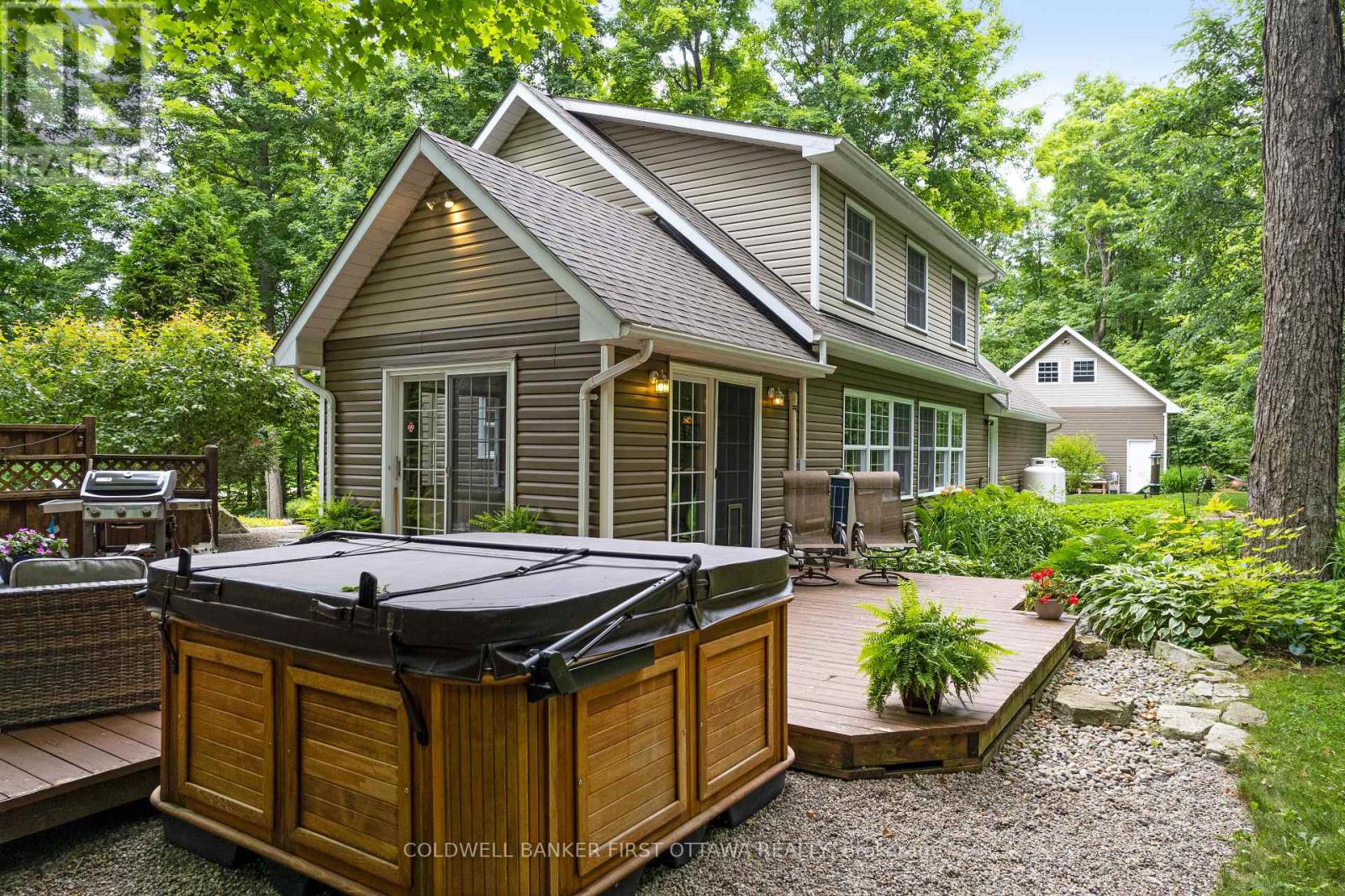 99 Old Kingston Road, Rideau Lakes, Ontario  K0G 1L0 - Photo 32 - X12269514