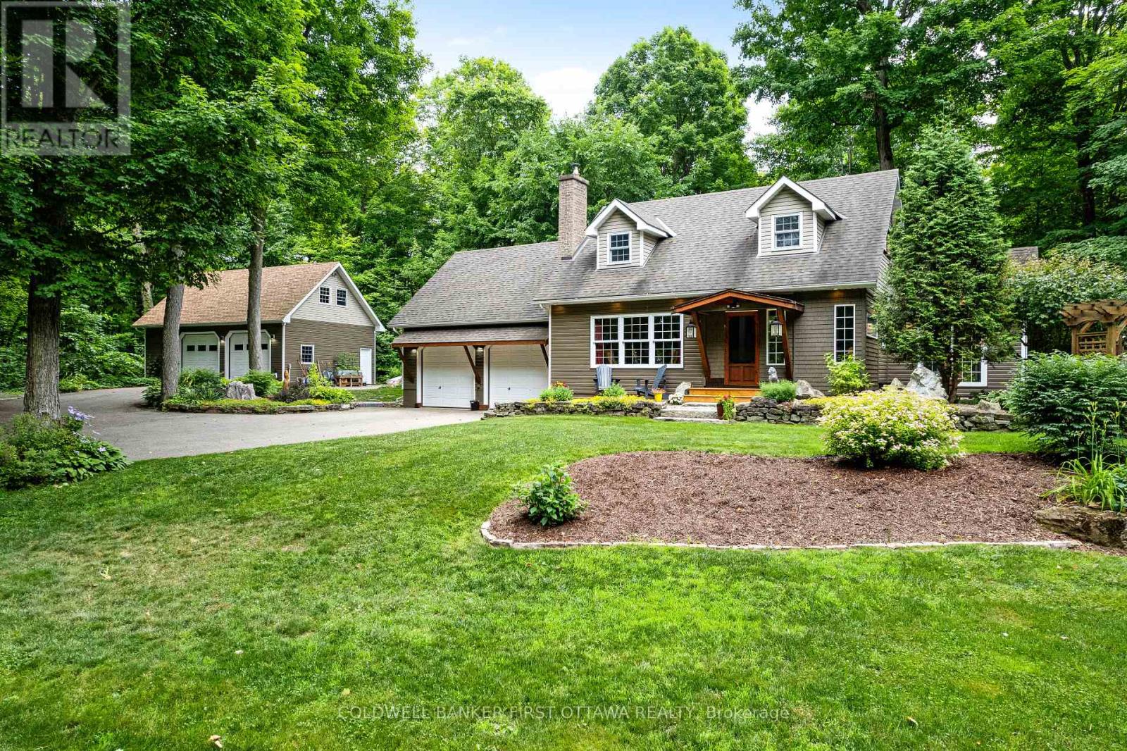99 Old Kingston Road, Rideau Lakes, Ontario  K0G 1L0 - Photo 43 - X12269514