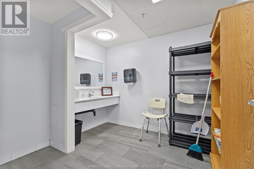 6815 Tecumseh Road, Stoney Point, Ontario  N0R 1N0 - Photo 10 - 25016840