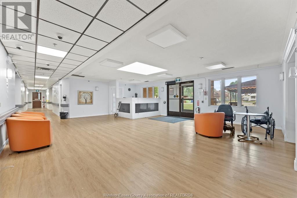 6815 Tecumseh Road, Stoney Point, Ontario  N0R 1N0 - Photo 15 - 25016840