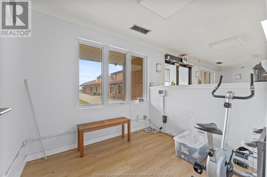 6815 Tecumseh Road, Stoney Point, Ontario  N0R 1N0 - Photo 17 - 25016840