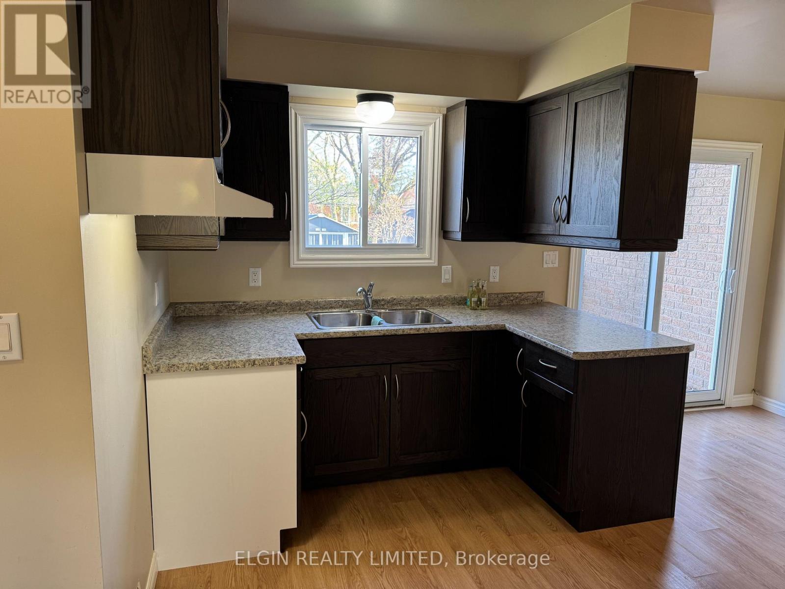 36 Vanier Place, St. Thomas, Ontario  N5R 5P8 - Photo 6 - X12269603