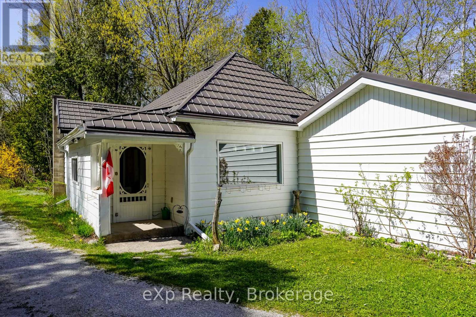 1483 Highway 6, South Bruce Peninsula, Ontario  N0H 2T0 - Photo 31 - X12269612
