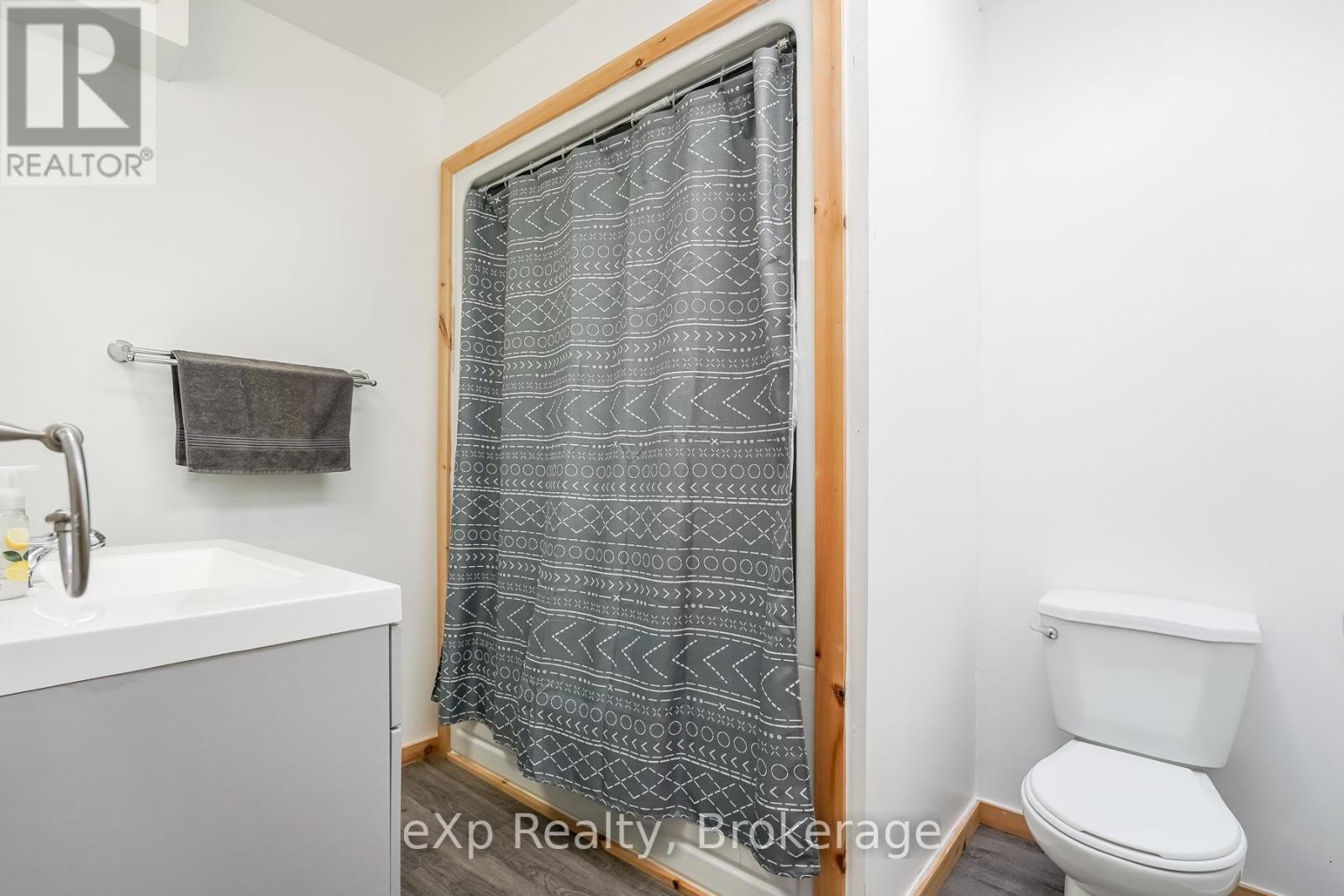 1483 Highway 6, South Bruce Peninsula, Ontario  N0H 2T0 - Photo 44 - X12269612