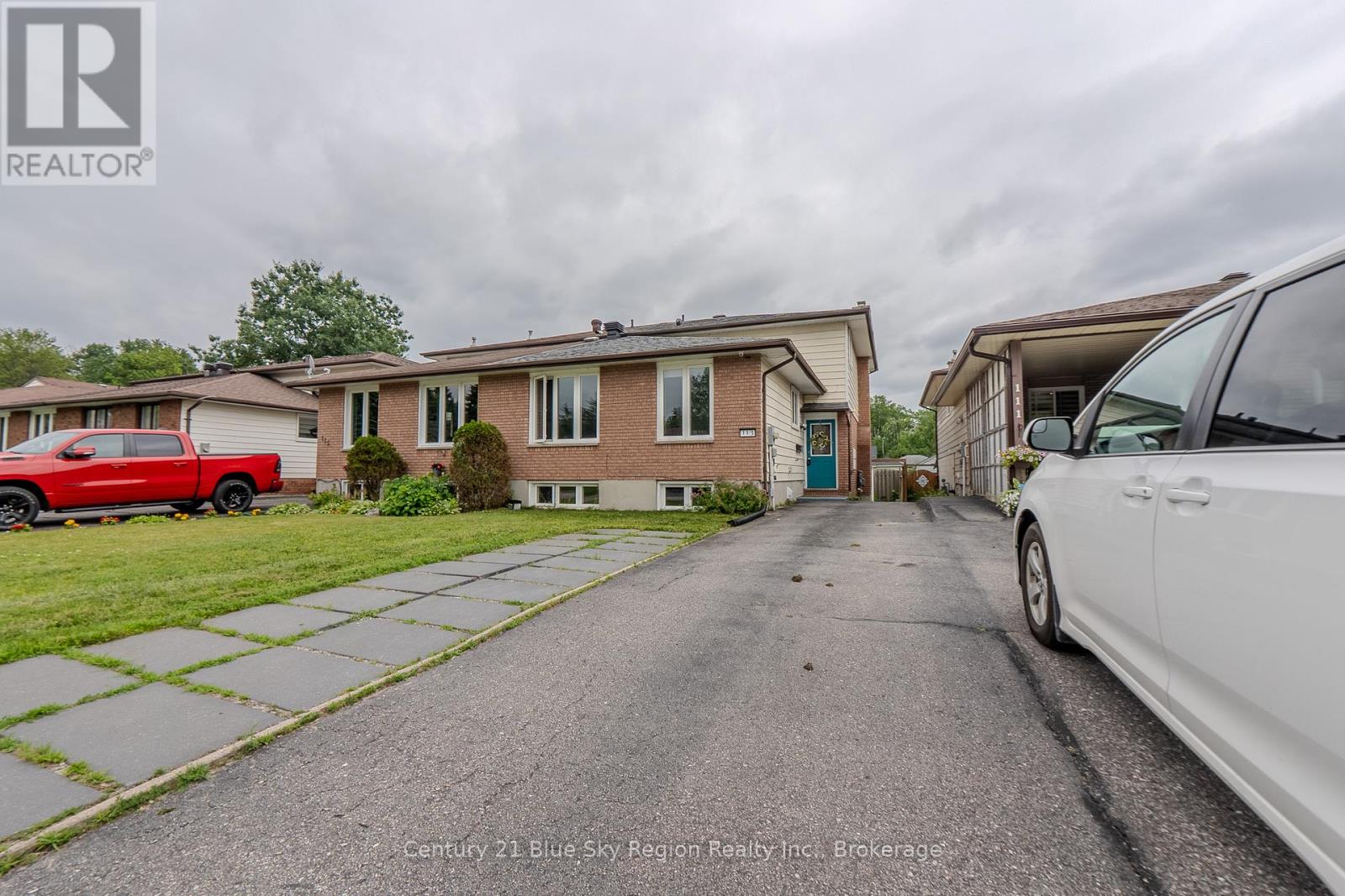 Property at 113 MASSEY DRIVE image 2