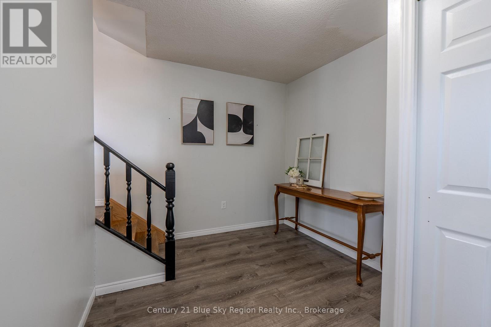 Property at 113 MASSEY DRIVE image 4