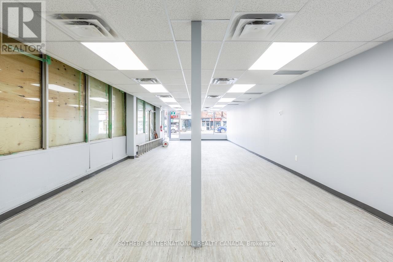 2921 Danforth Avenue, Toronto, Ontario  M4C 1M4 - Photo 6 - E12269578