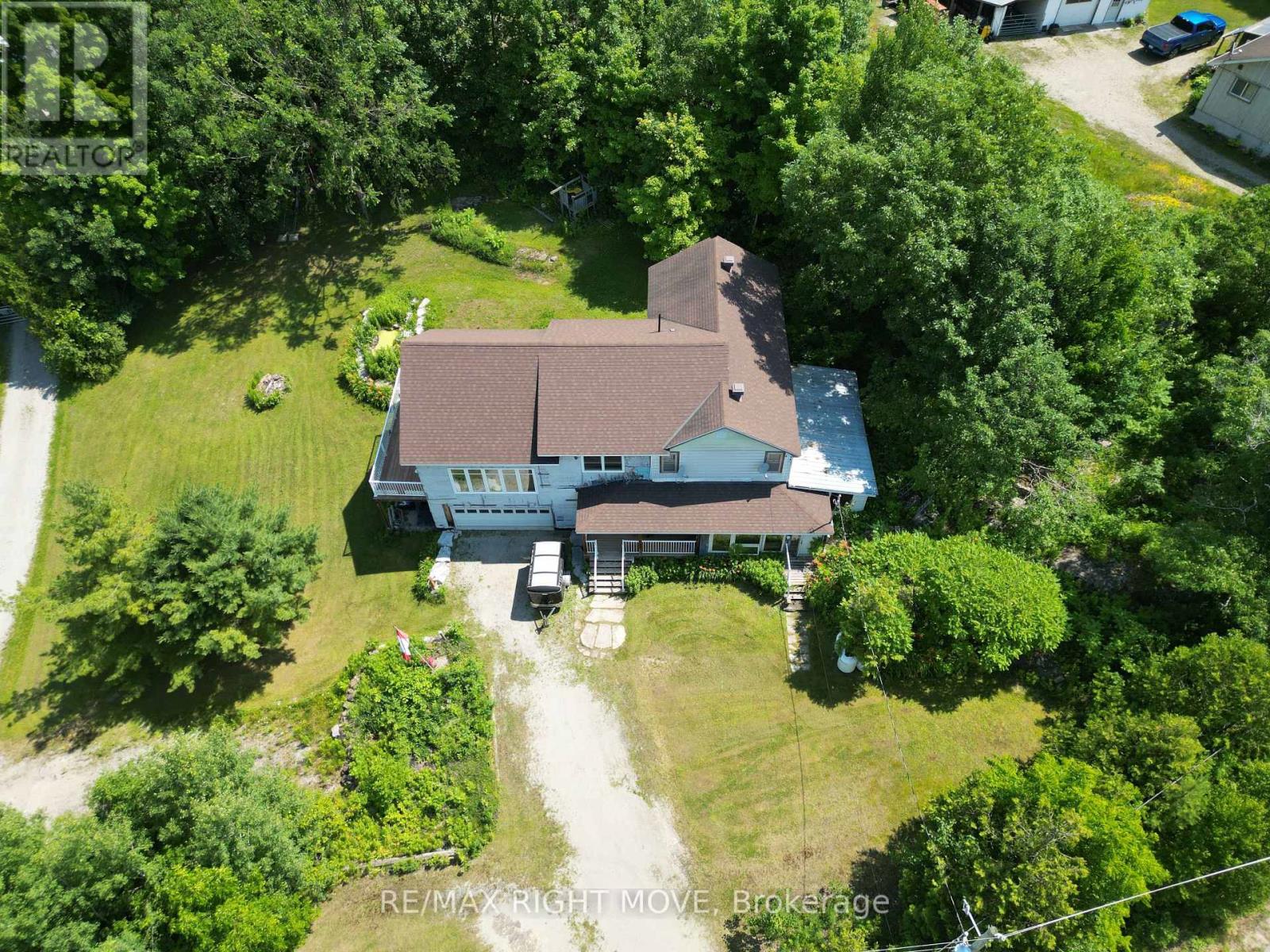 1894 Henry's Landing, Severn, Ontario  L0K 1E0 - Photo 1 - S12269565