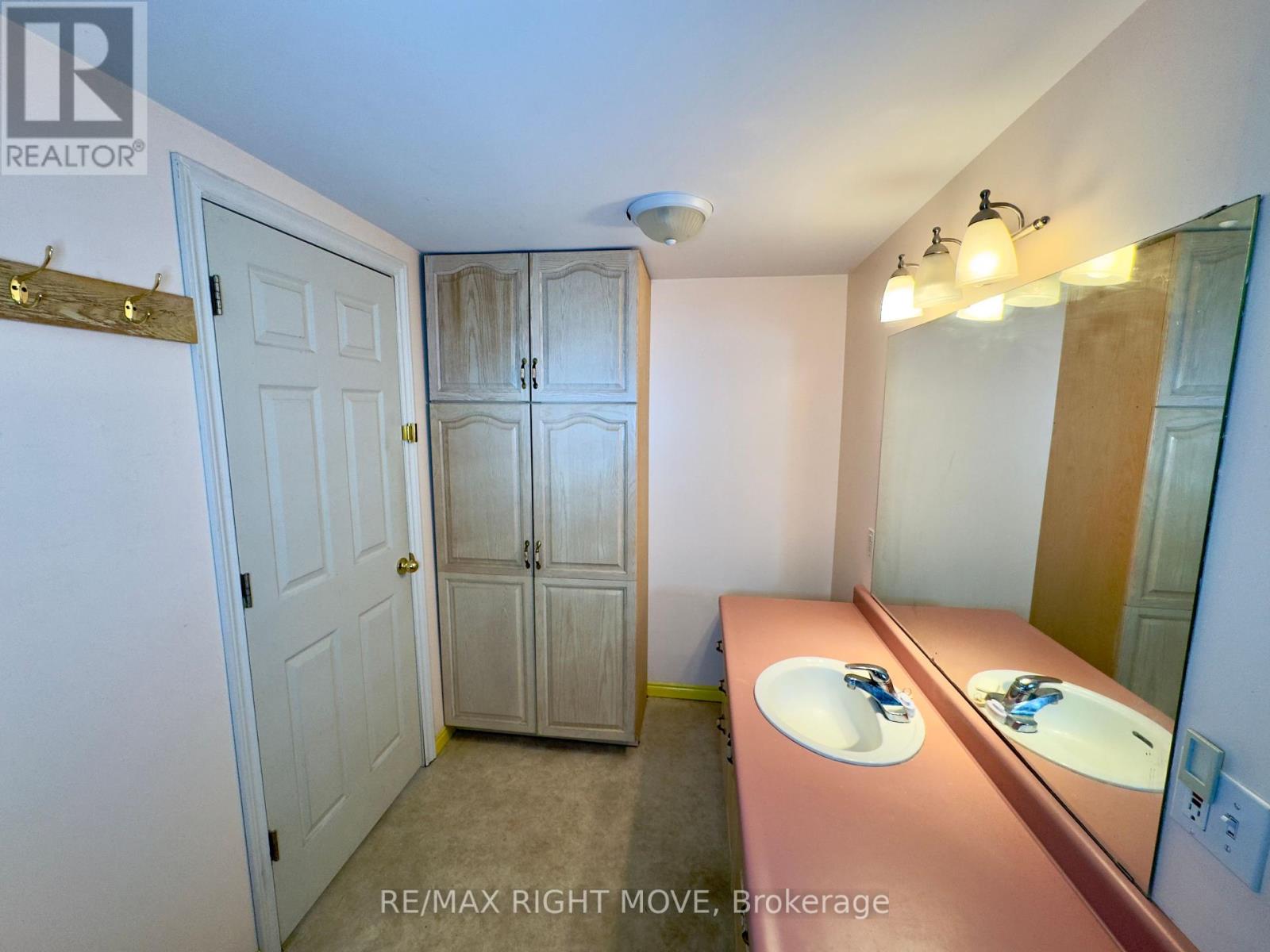 1894 Henry's Landing, Severn, Ontario  L0K 1E0 - Photo 12 - S12269565