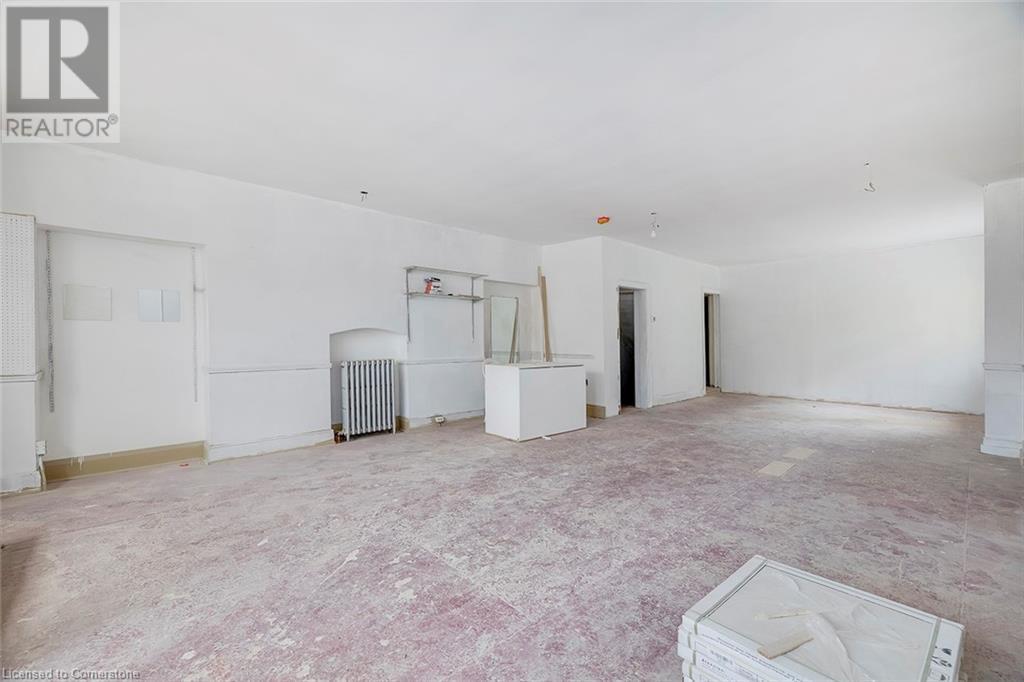 Property at 457 KING Street E image 4