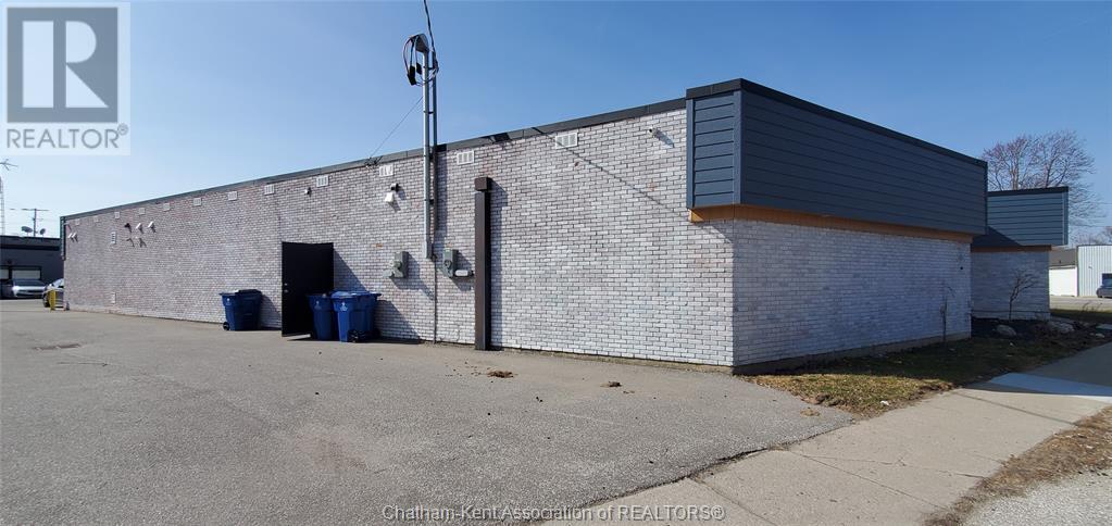 56 Grand Avenue East, Chatham, Ontario  N7L 1V7 - Photo 5 - 25017200