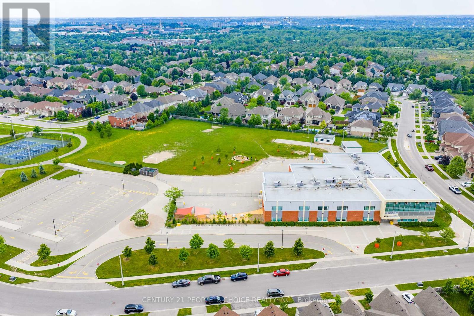 286 Macalister Boulevard, Guelph, Ontario  N1G 0E6 - Photo 43 - X12265488
