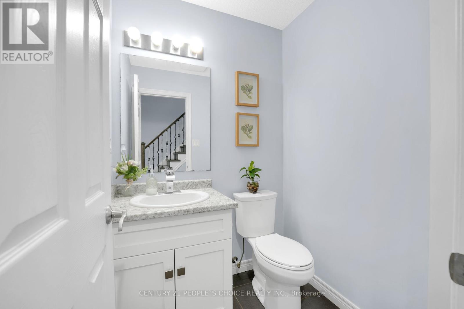 Property at 286 MACALISTER BOULEVARD image 5