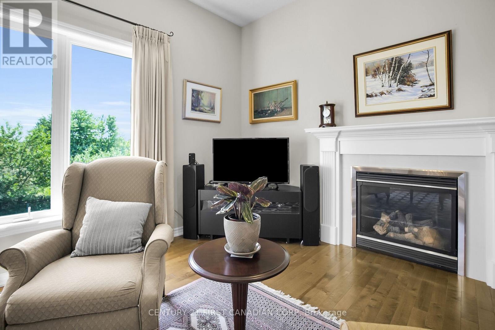 774 Longworth Road, London South (South L), Ontario  N6K 0B5 - Photo 12 - X12269724