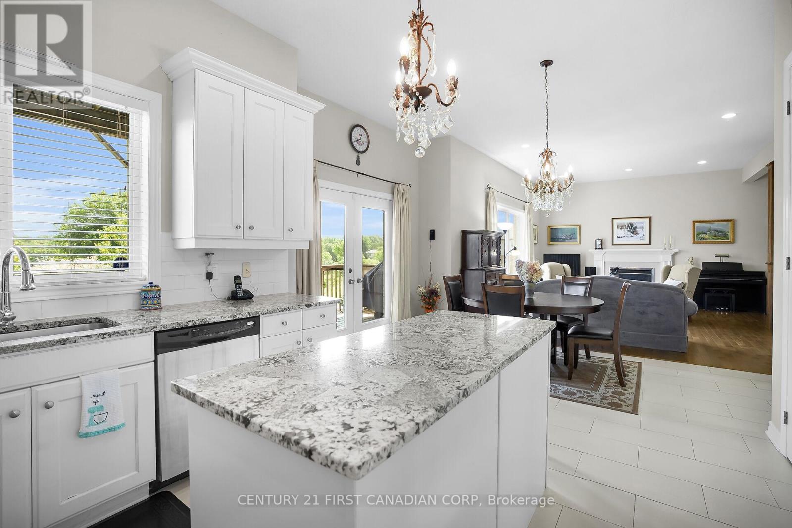 774 Longworth Road, London South (South L), Ontario  N6K 0B5 - Photo 17 - X12269724