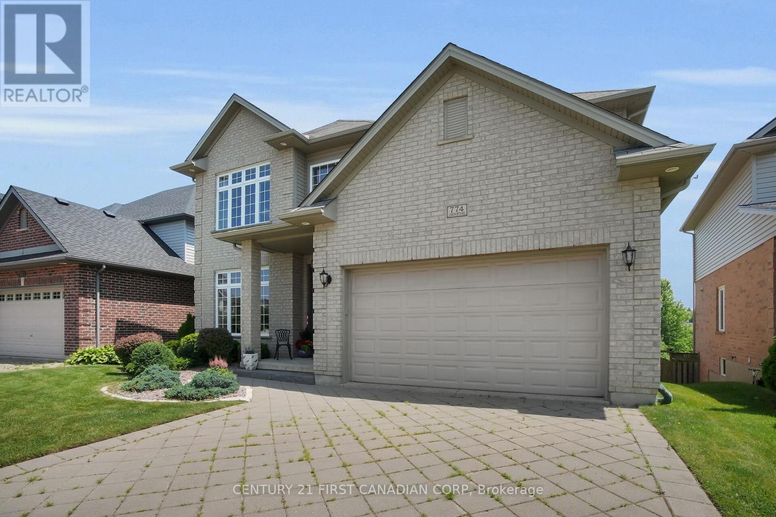 774 Longworth Road, London South (South L), Ontario  N6K 0B5 - Photo 2 - X12269724