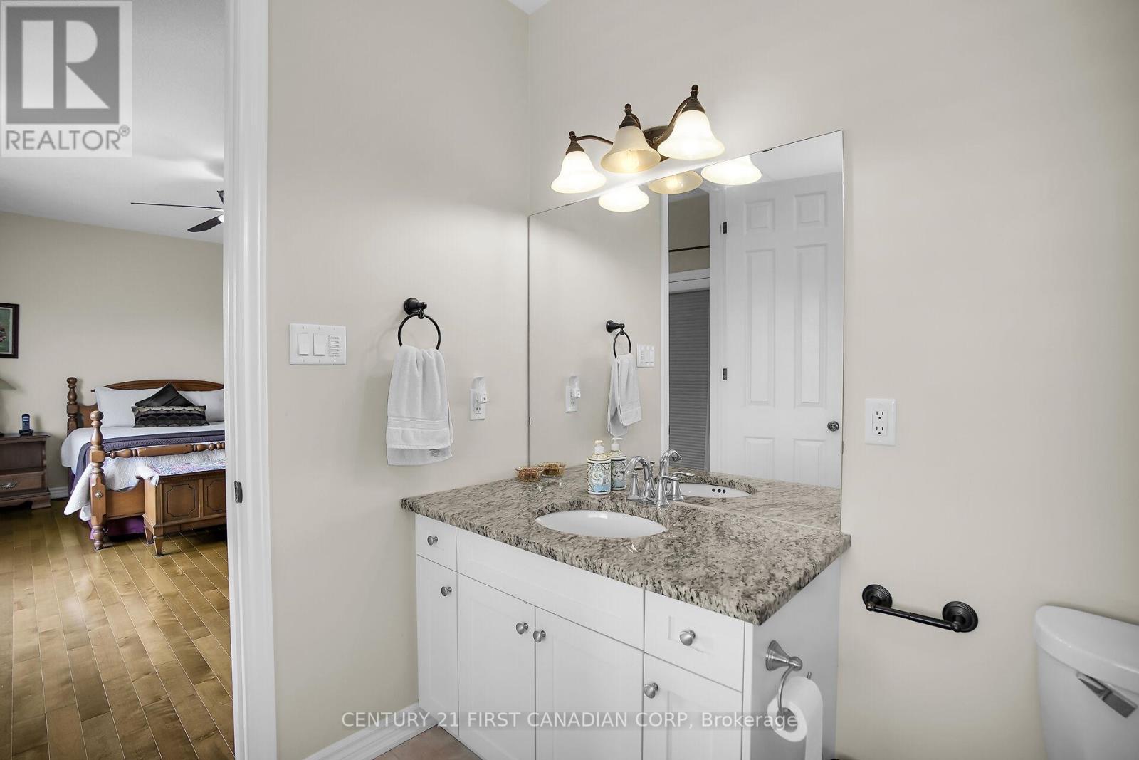 774 Longworth Road, London South (South L), Ontario  N6K 0B5 - Photo 24 - X12269724