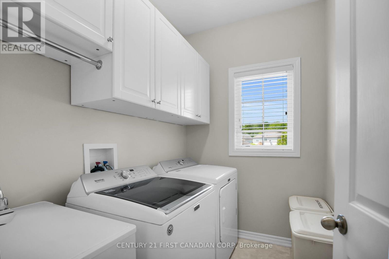774 Longworth Road, London South (South L), Ontario  N6K 0B5 - Photo 27 - X12269724