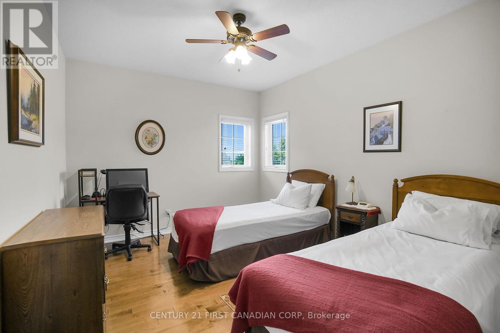 774 Longworth Road, London South (South L), Ontario  N6K 0B5 - Photo 28 - X12269724