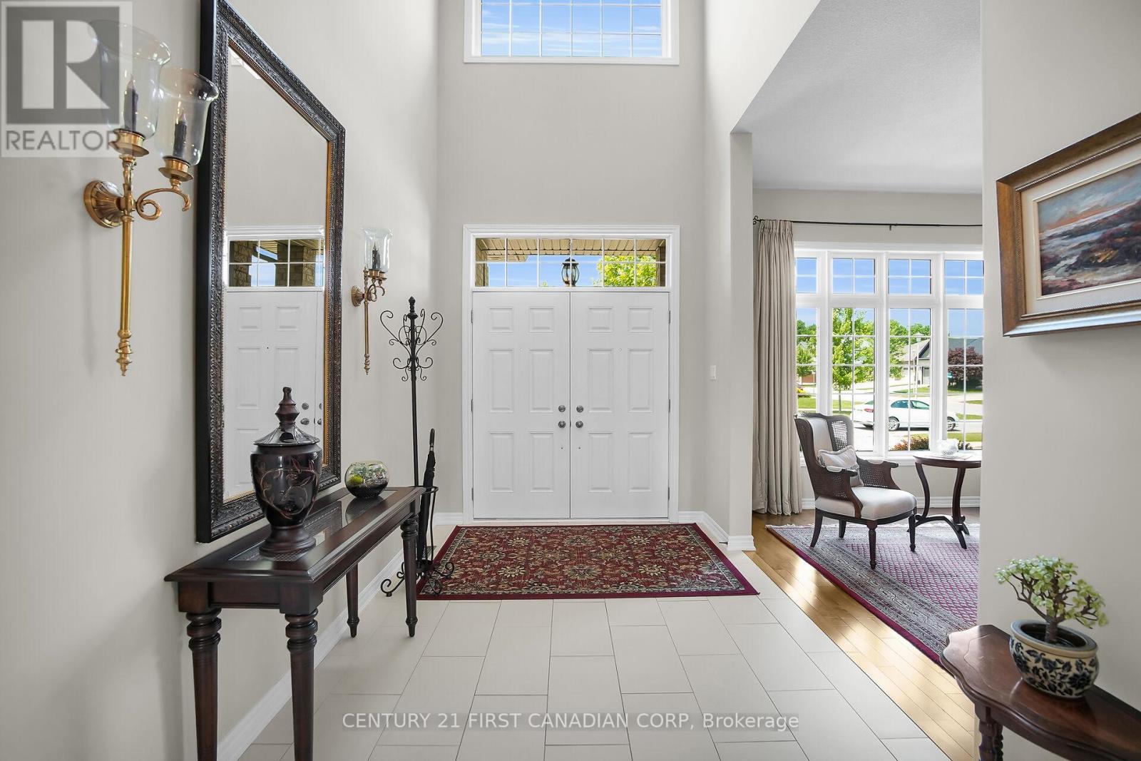 774 Longworth Road, London South (South L), Ontario  N6K 0B5 - Photo 5 - X12269724