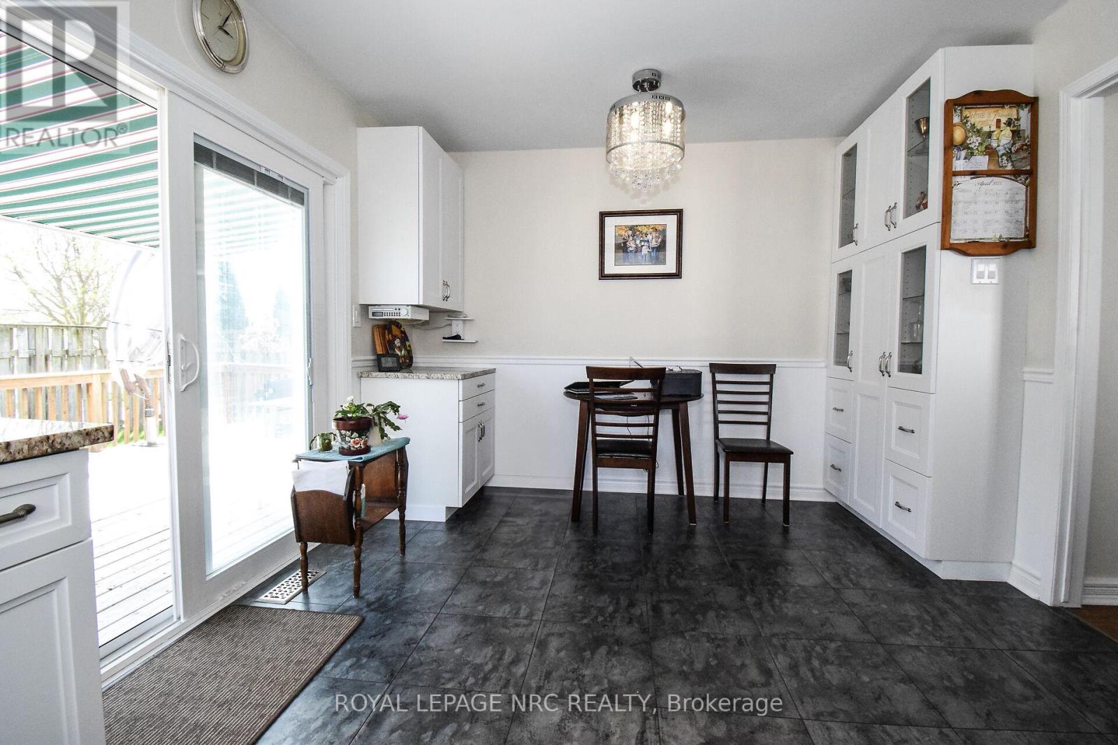 330 Autumn Crescent, Welland, Ontario  L3C 7K1 - Photo 18 - X12269767